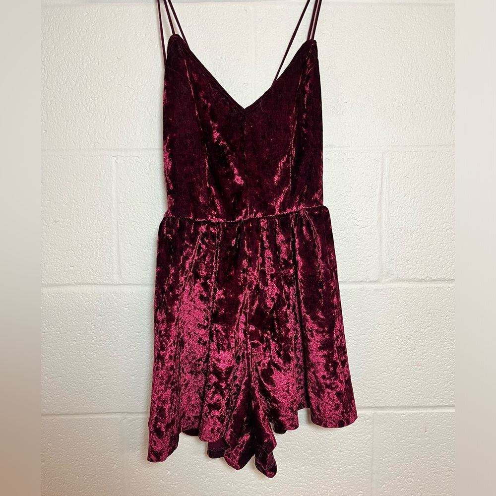 Crushed velvet burgundy strap romper